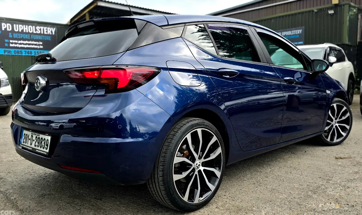 Vauxhall Astra Hatchback, Diesel, 2020, Blue