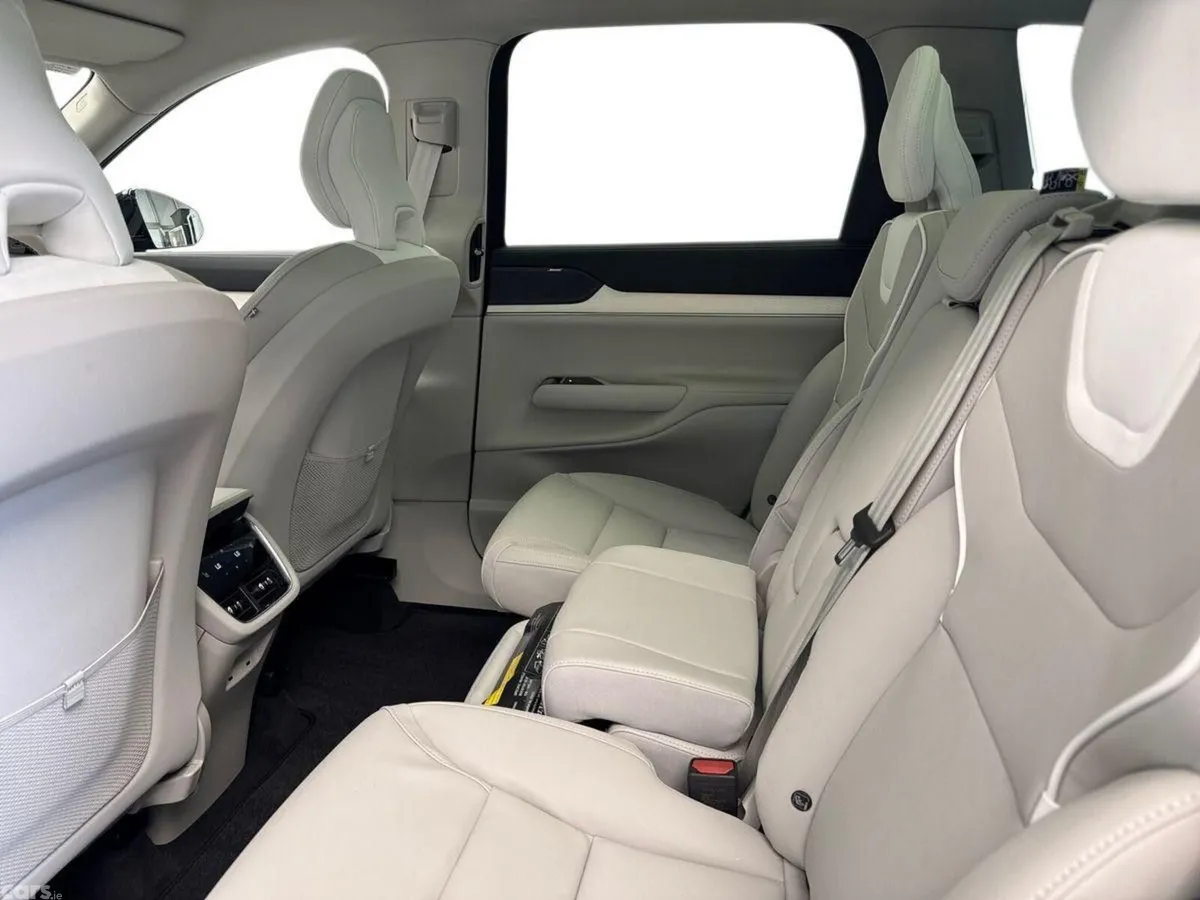 Volvo EX90 SUV, Electric, 2027, Black