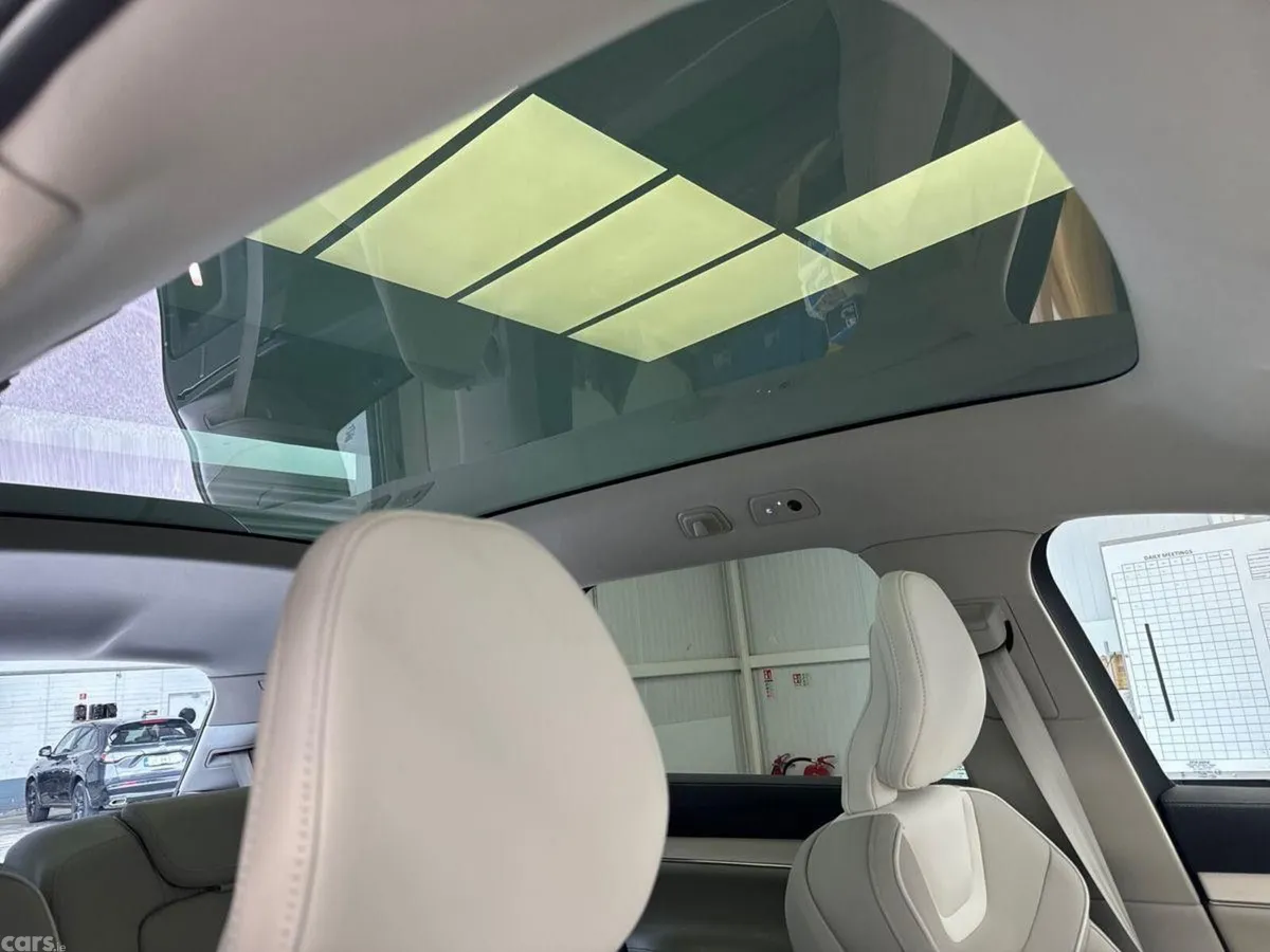 Volvo EX90 SUV, Electric, 2027, Black
