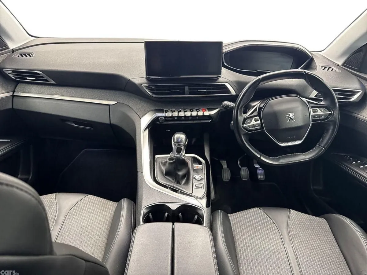 Peugeot 3008 MPV, Diesel, 2022, White