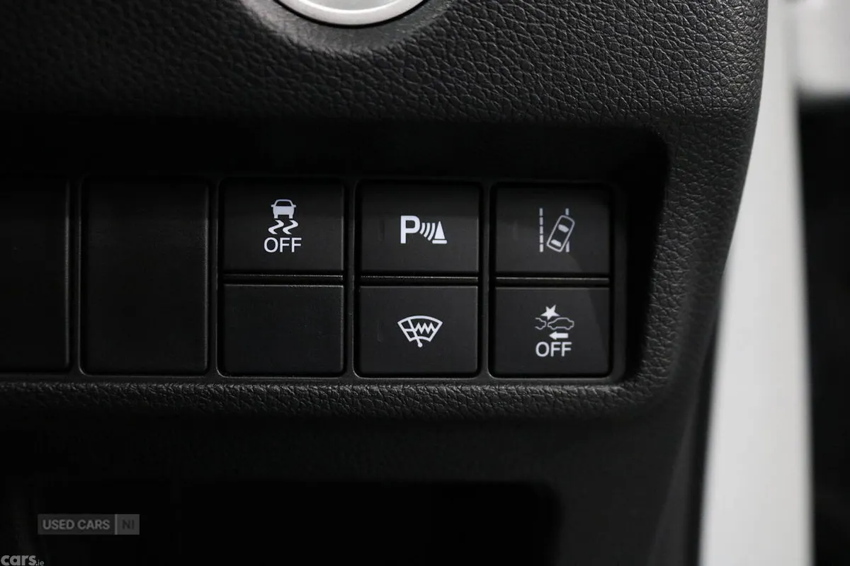 Honda CR-V SUV, Petrol Hybrid, 2022, White