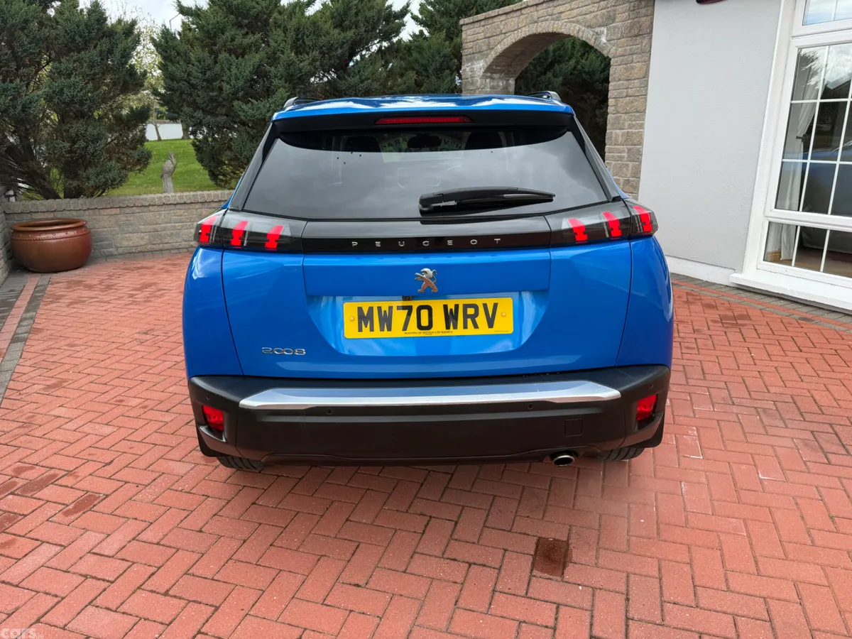 Peugeot 2008 SUV, Diesel, 2021, Blue