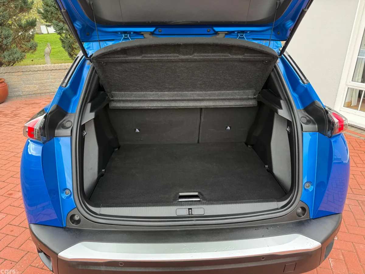 Peugeot 2008 SUV, Diesel, 2021, Blue