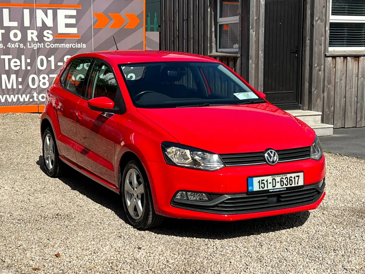 Volkswagen Polo Hatchback, Petrol, 2015, Red