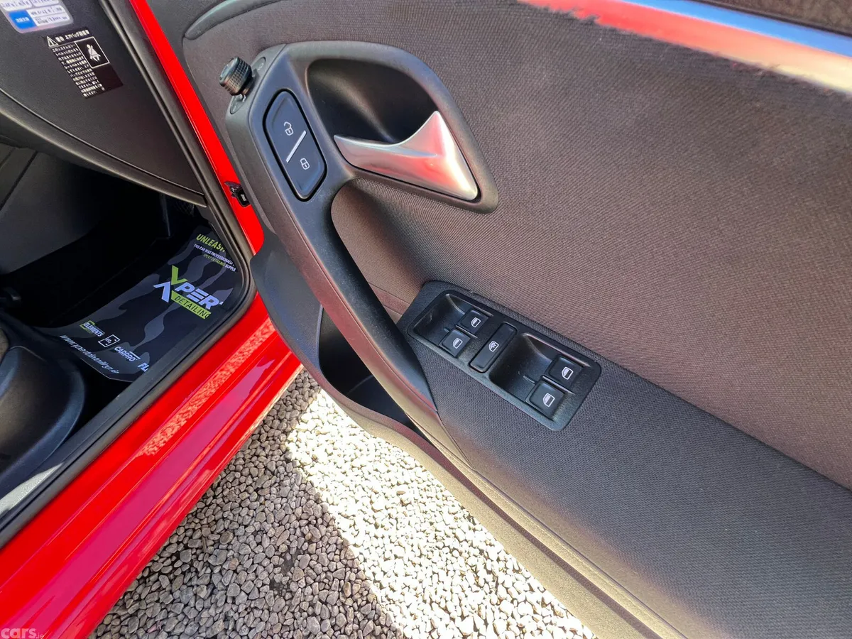 Volkswagen Polo Hatchback, Petrol, 2015, Red