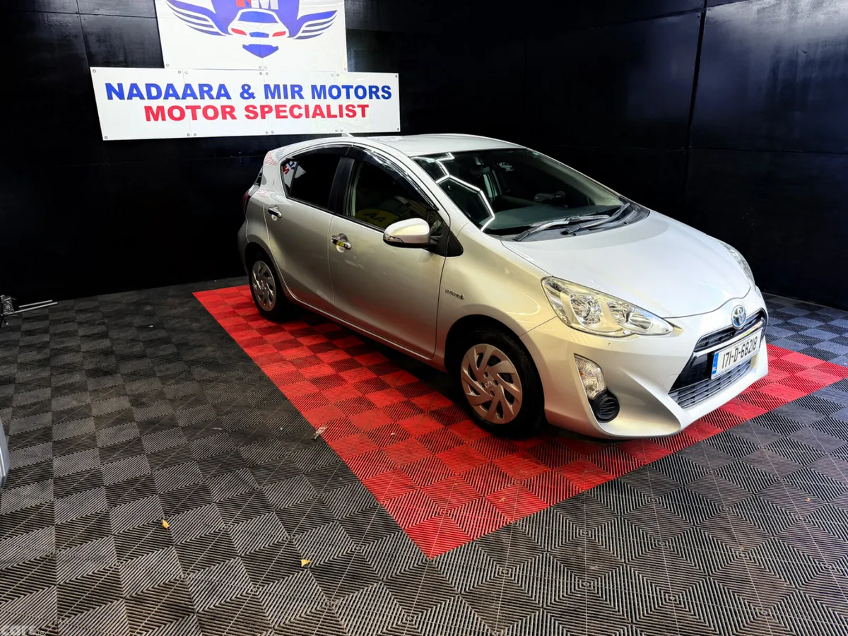 Toyota Aqua Hatchback, Petrol Hybrid, 2017, Silver
