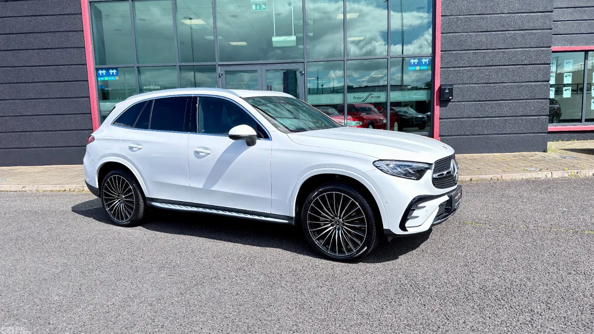 Mercedes-Benz GLC SUV, Diesel Plug-in Hybrid, 2023, White