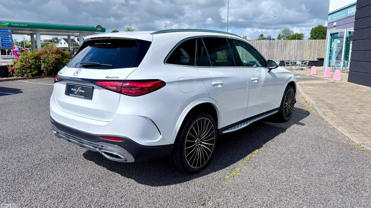Mercedes-Benz GLC SUV, Diesel Plug-in Hybrid, 2023, White