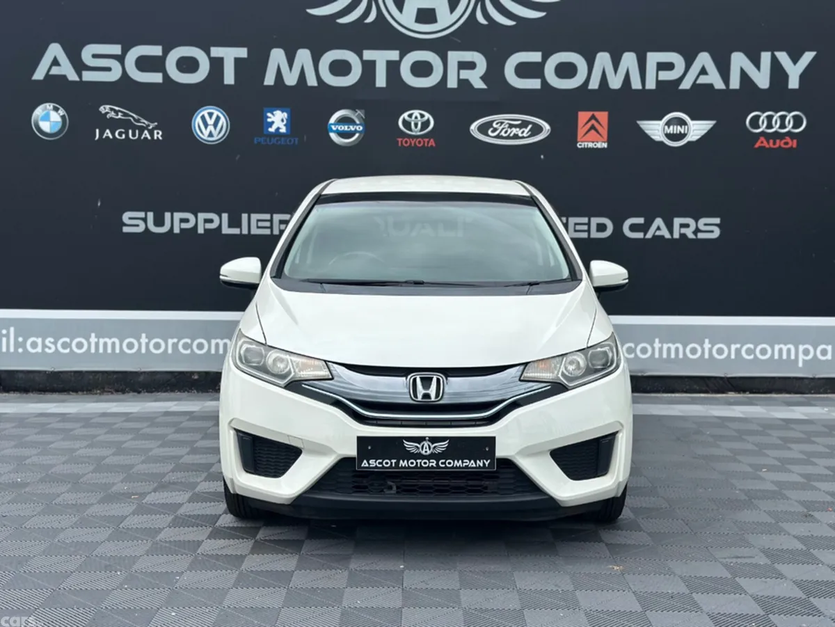 Honda Fit Hatchback, Petrol Hybrid, 2015, White