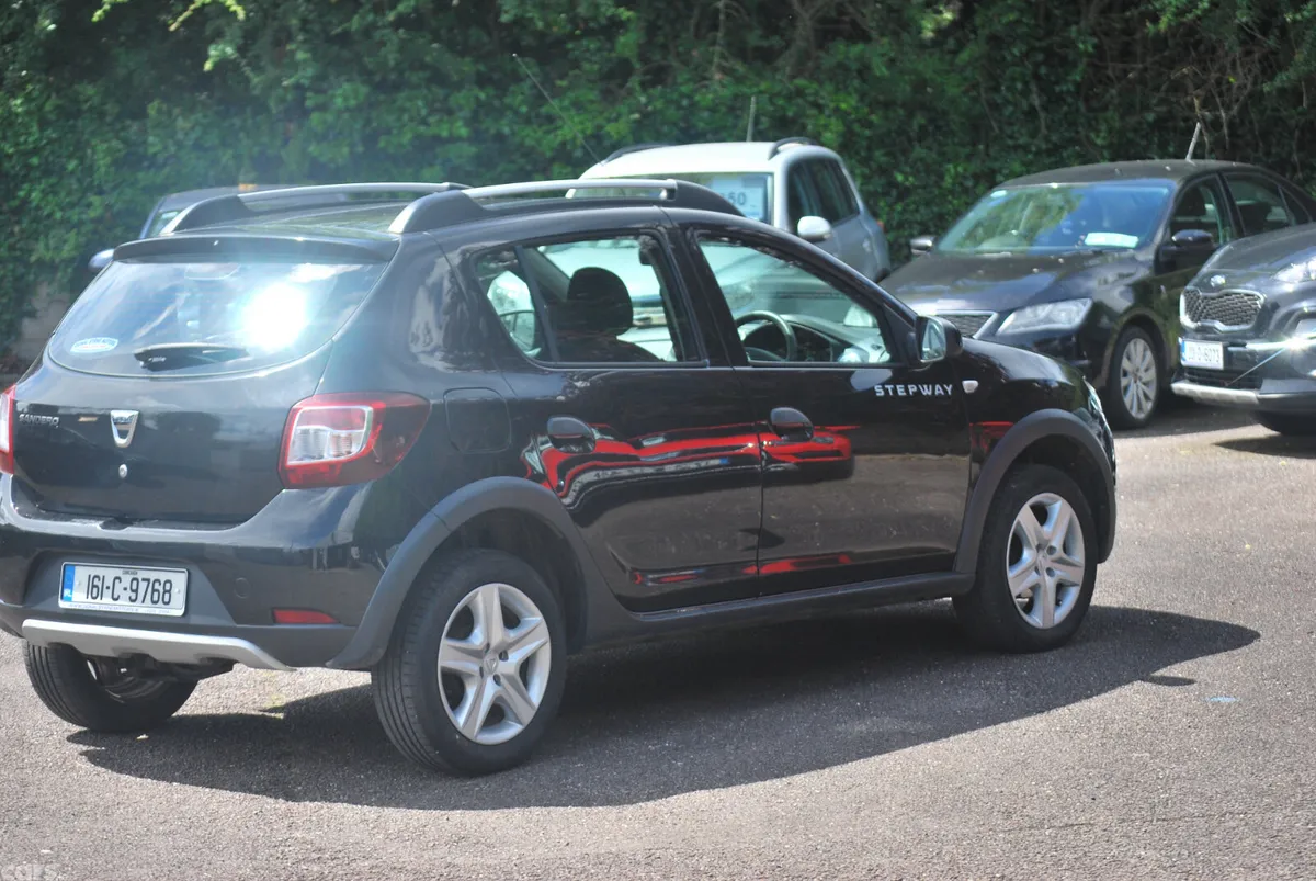 Dacia Sandero Stepway Hatchback, Diesel, 2016, Black