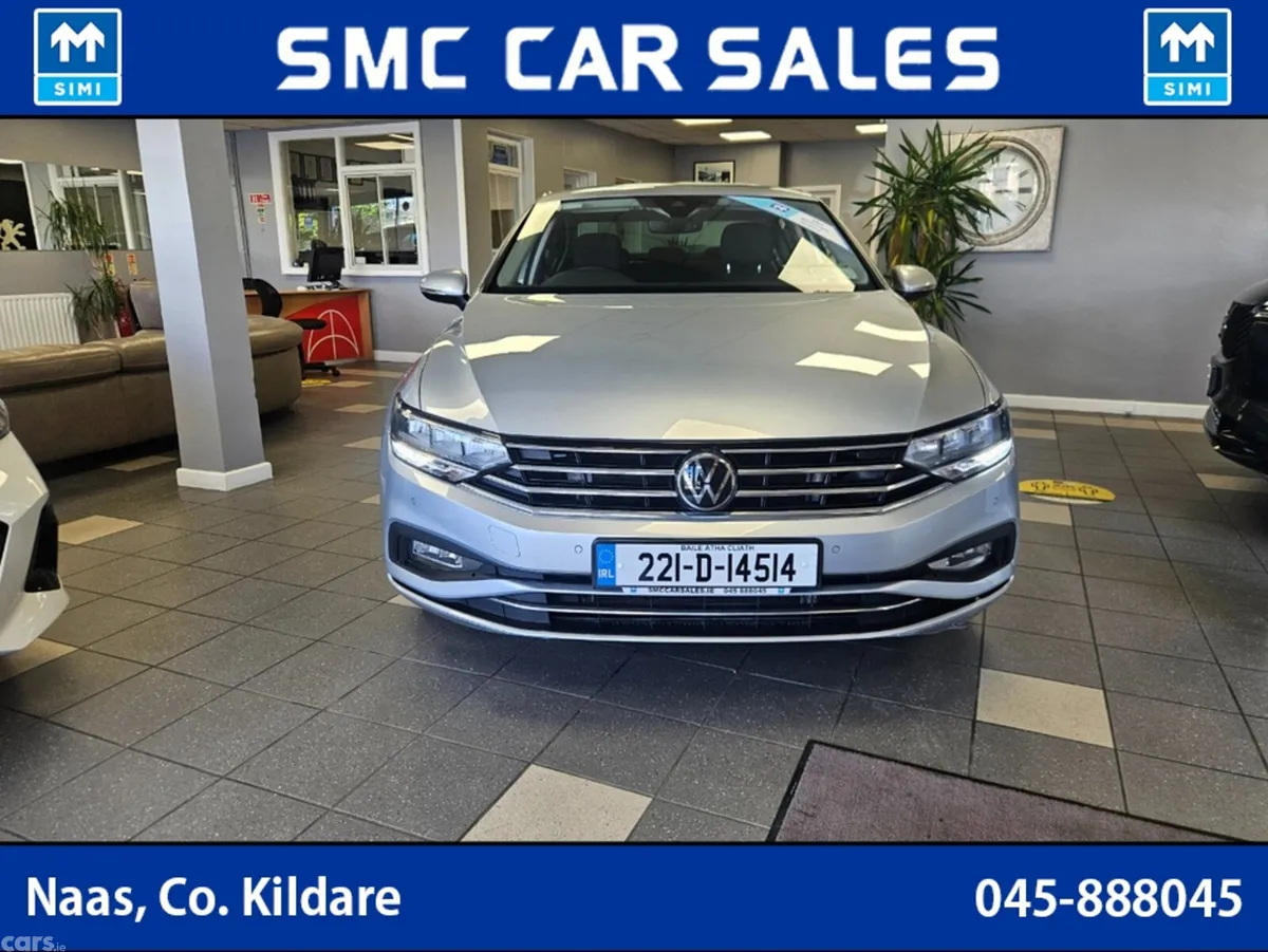 Volkswagen Passat Saloon, Diesel, 2022, Grey