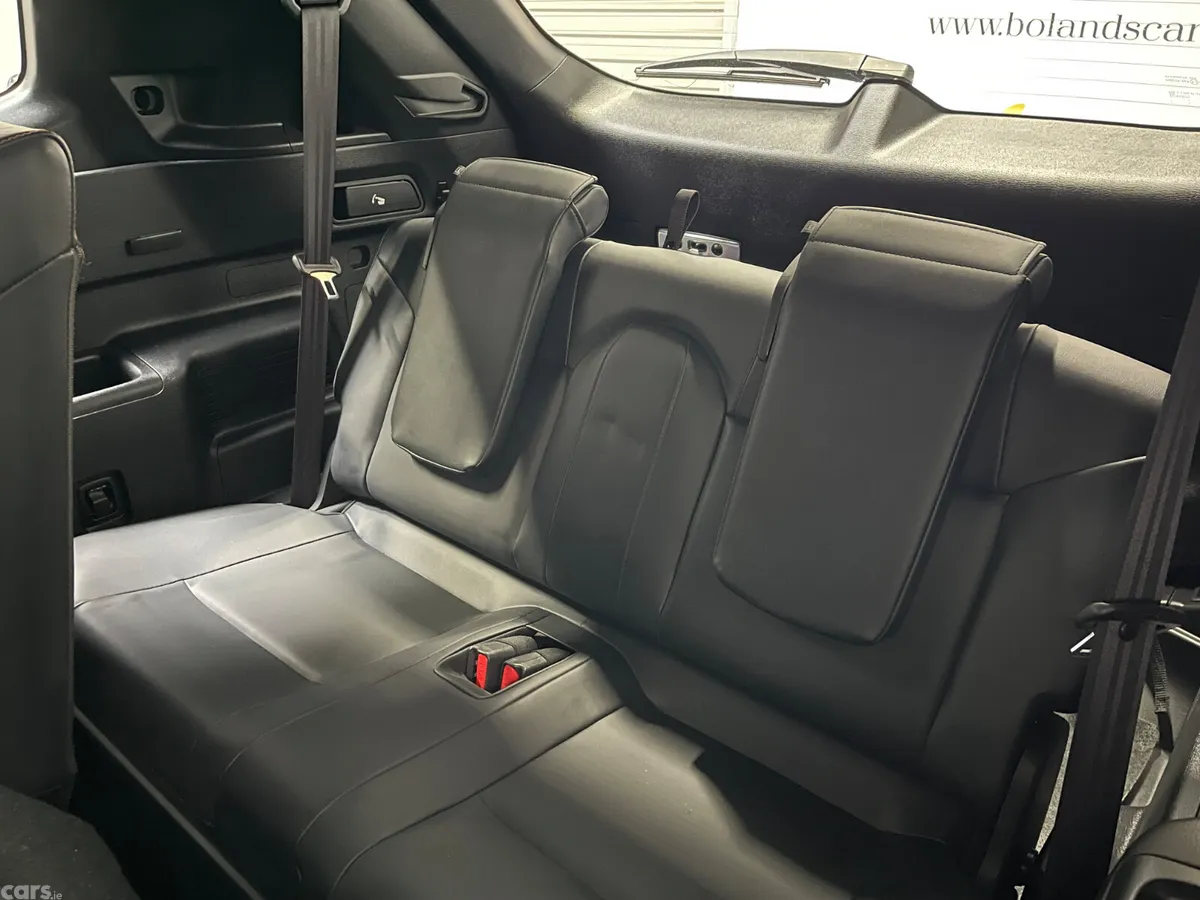 Mitsubishi Outlander SUV, Petrol Plug-in Hybrid, 2022, Black