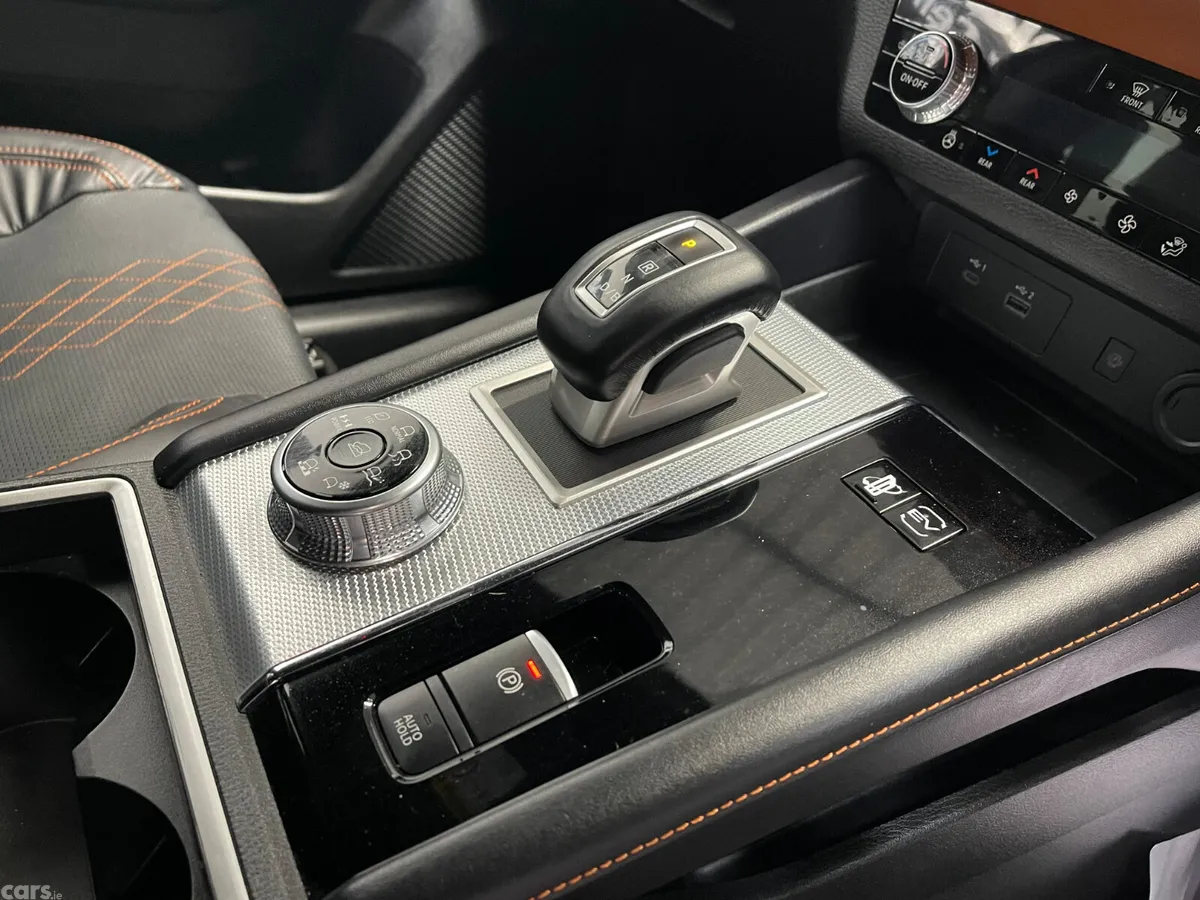Mitsubishi Outlander SUV, Petrol Plug-in Hybrid, 2022, Black