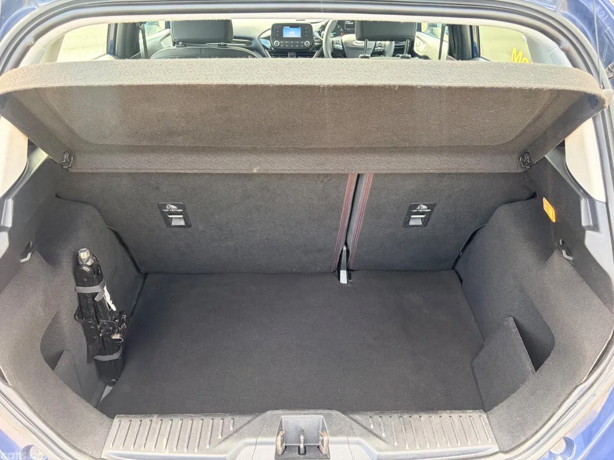 Ford Fiesta Hatchback, Petrol, 2018, Blue