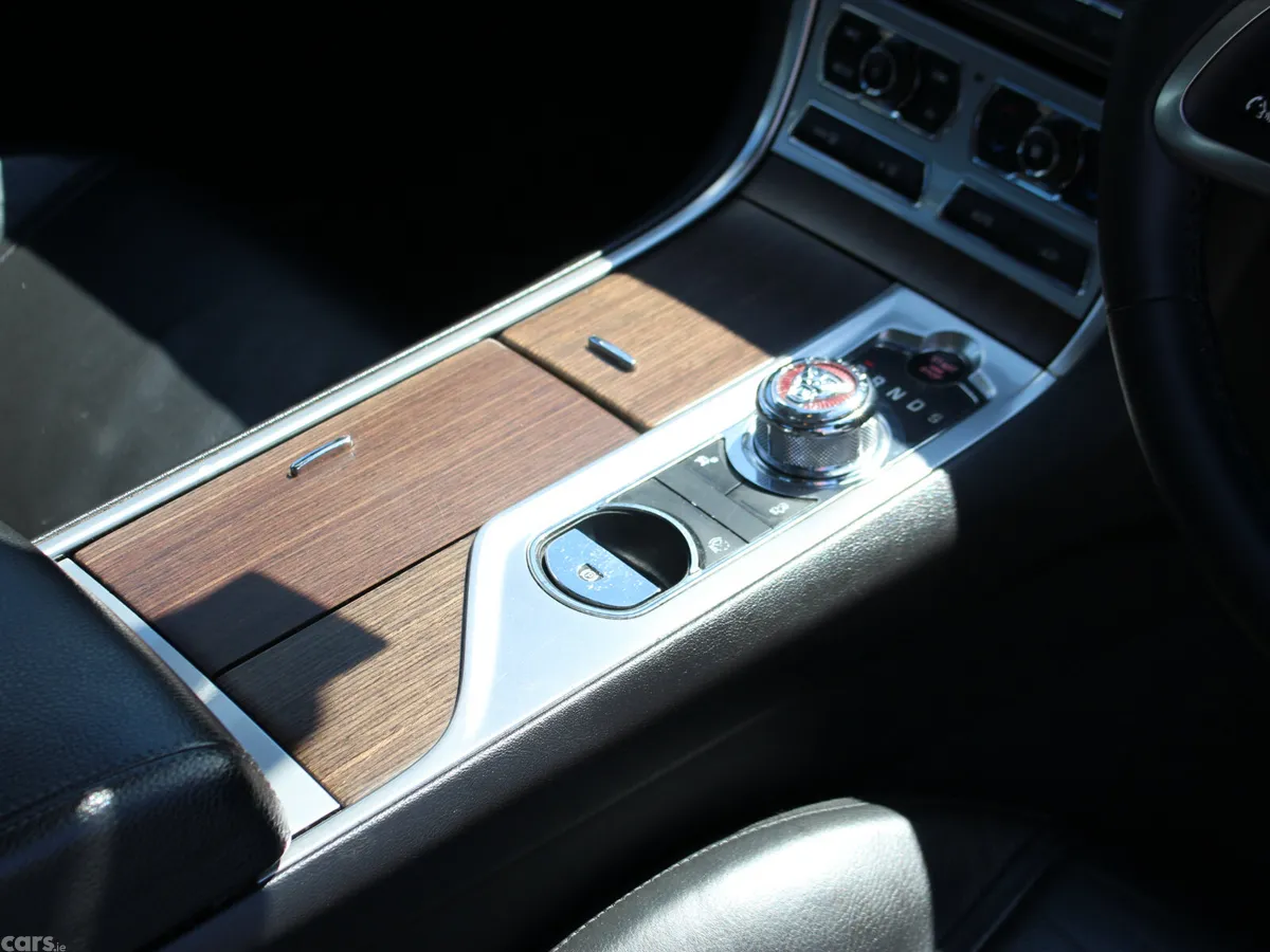 Jaguar XF Saloon, Diesel, 2014, White