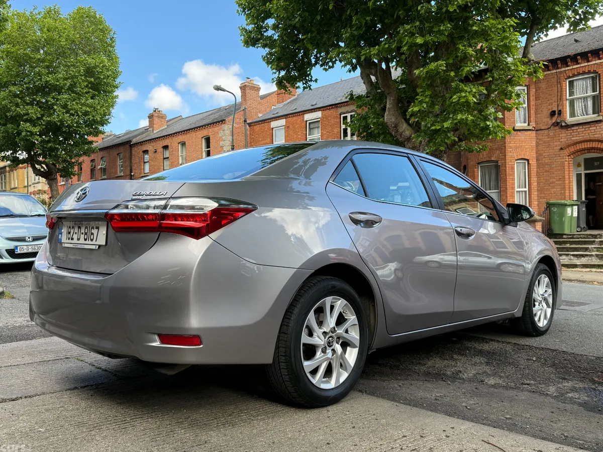 Toyota Corolla Saloon, Petrol, 2018, Grey