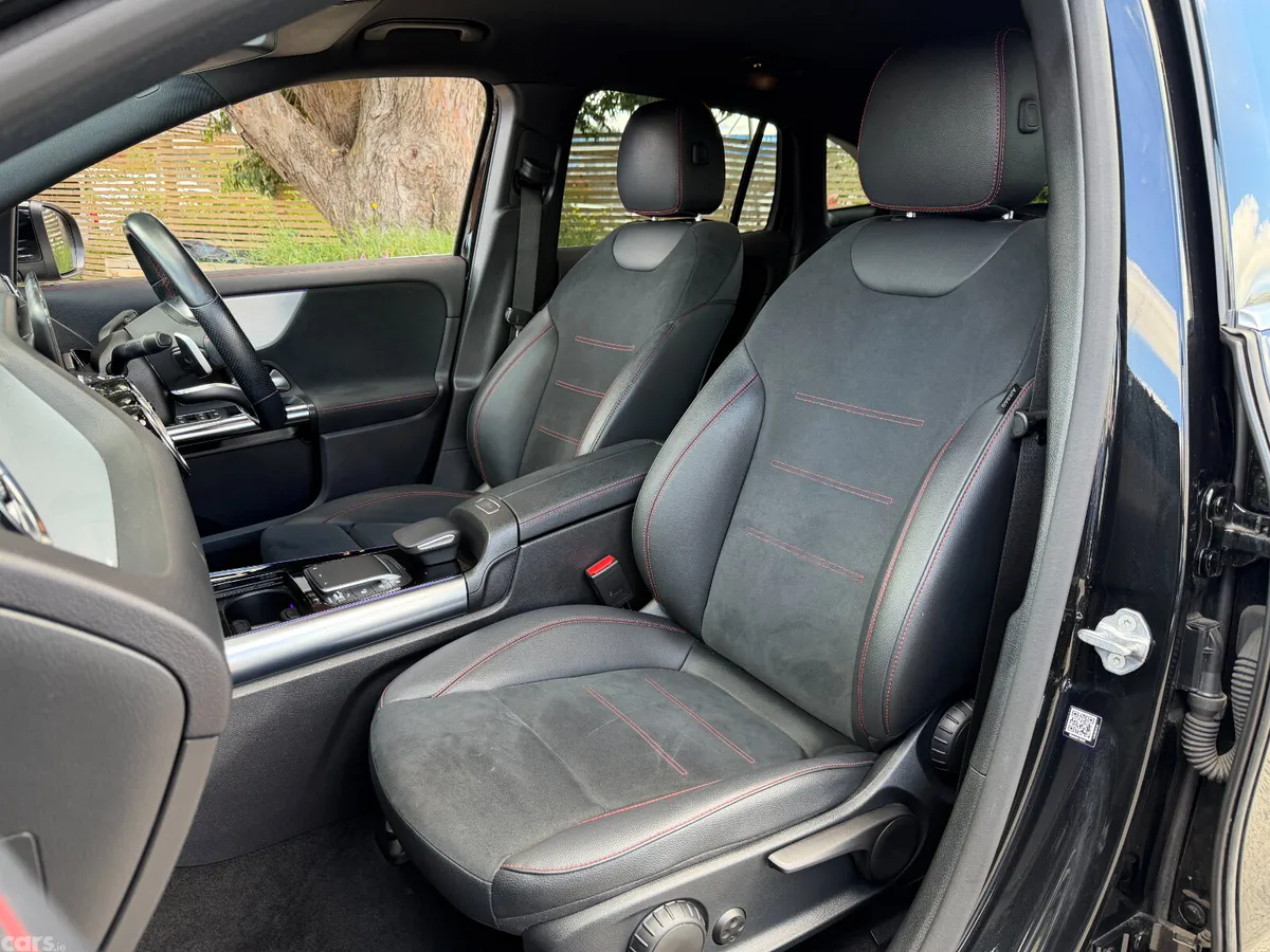 Mercedes-Benz AMG SUV, Electric, 2022, Black