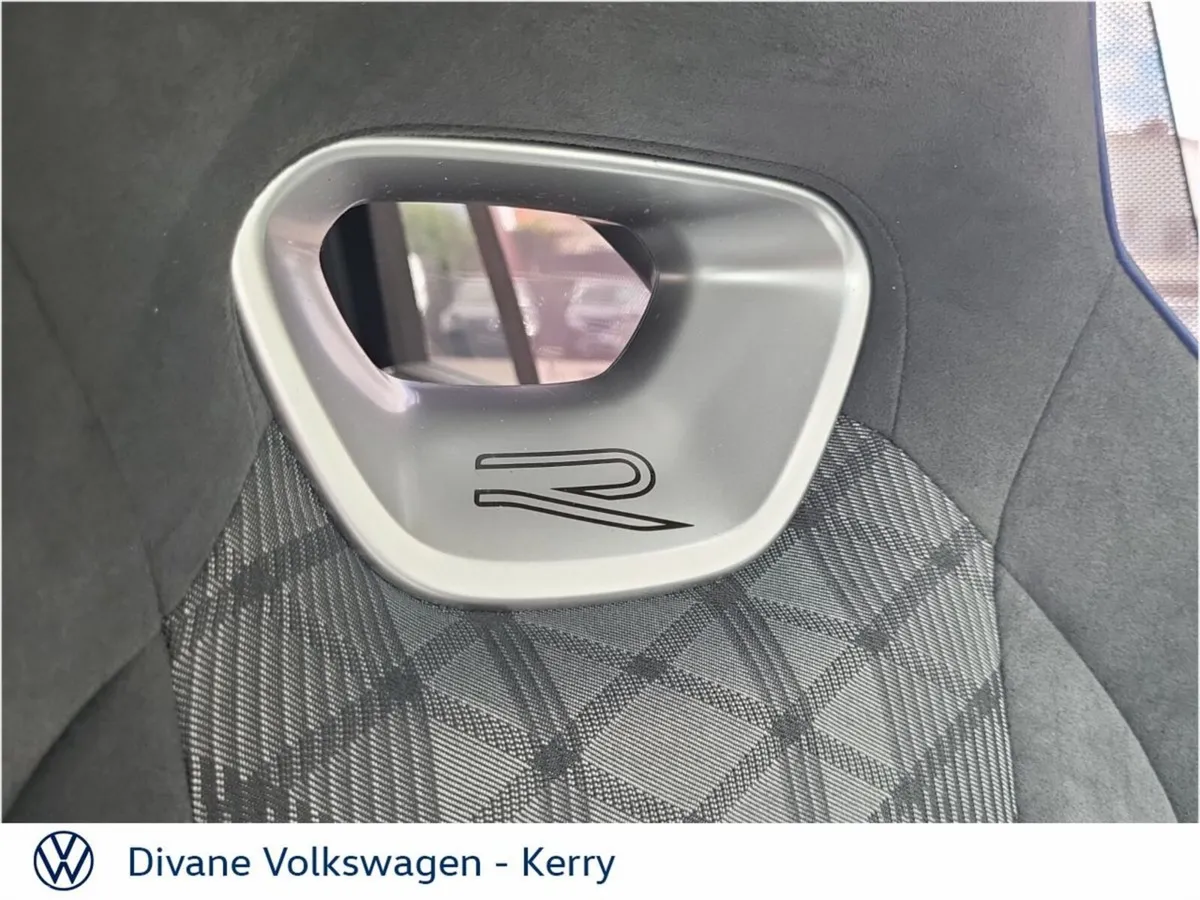 Volkswagen Tayron SUV, Petrol Plug-in Hybrid, 2027, Purple