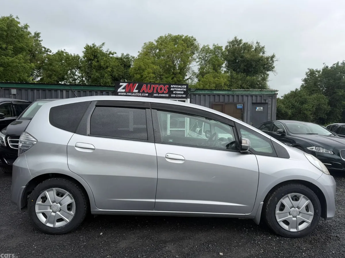 Honda Fit Hatchback, Petrol Hybrid, 2011, White