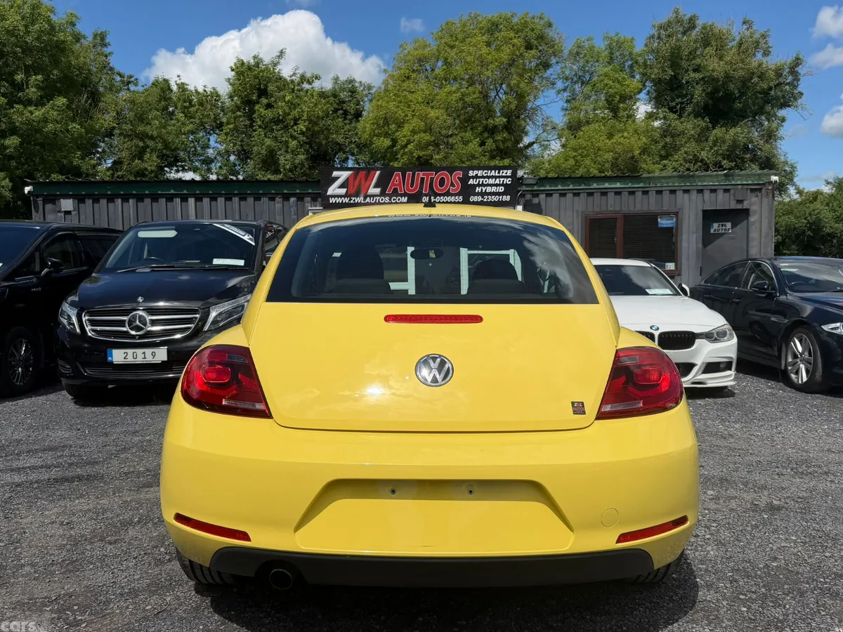 Volkswagen Beetle Coupe, Petrol, 2015, Yellow
