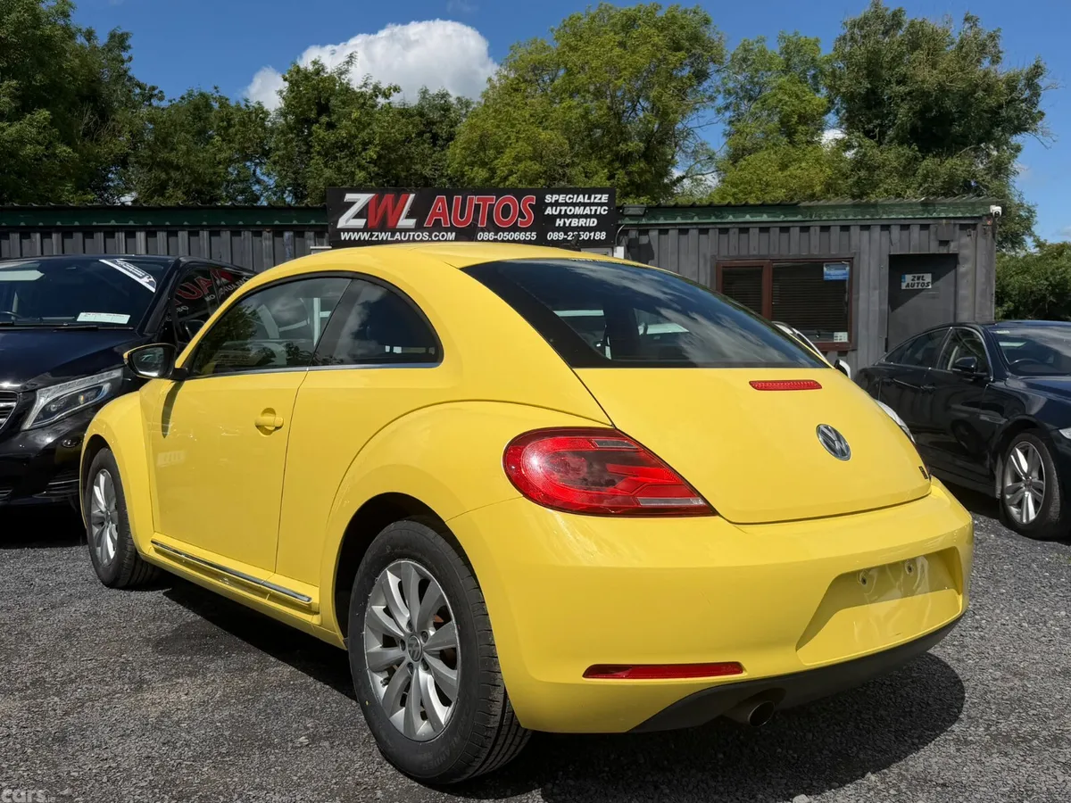 Volkswagen Beetle Coupe, Petrol, 2015, Yellow