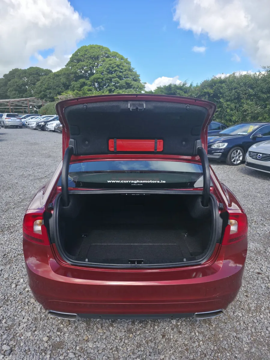 Volvo S60 Saloon, Diesel, 2017, Red