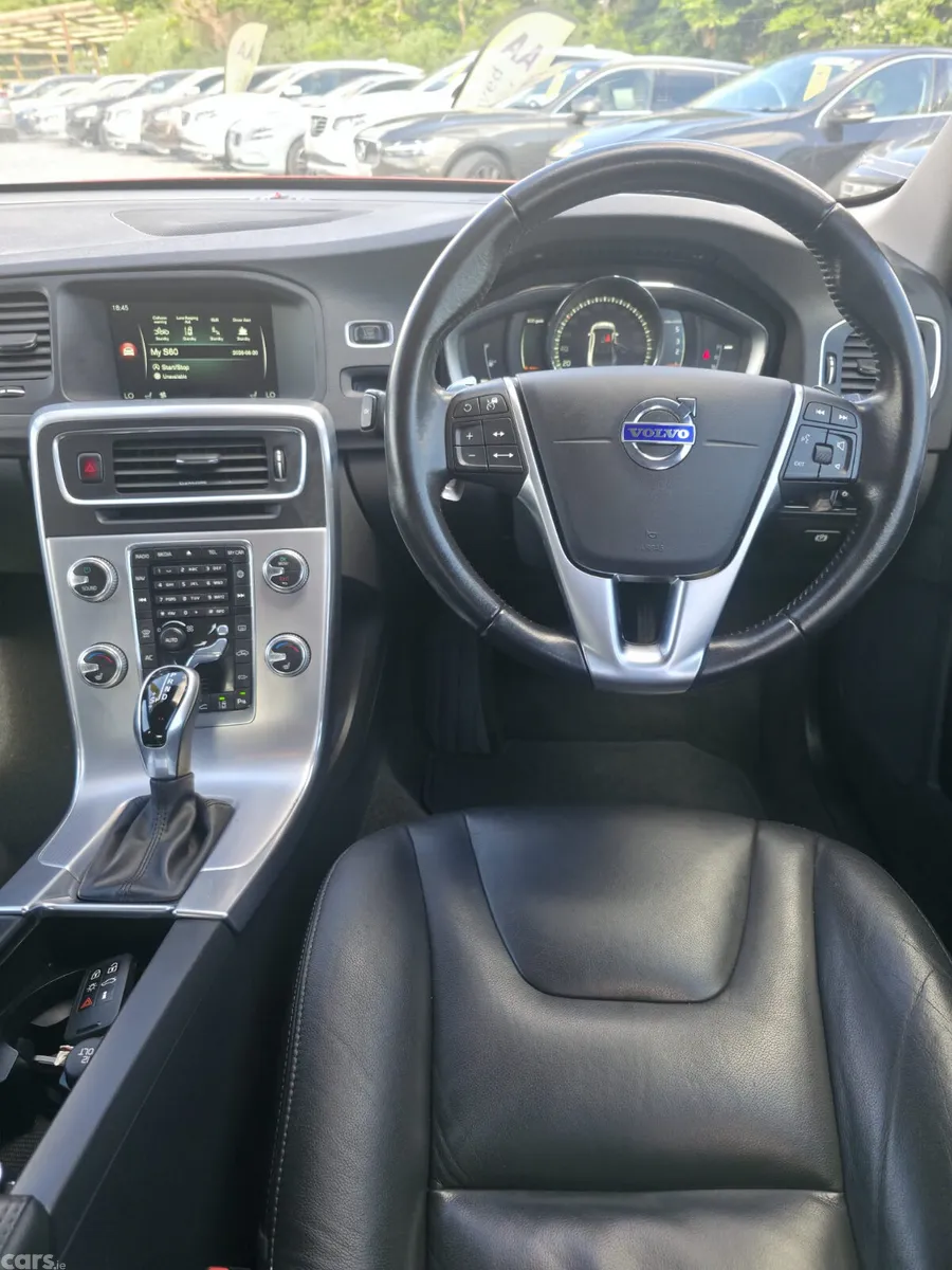 Volvo S60 Saloon, Diesel, 2017, Red