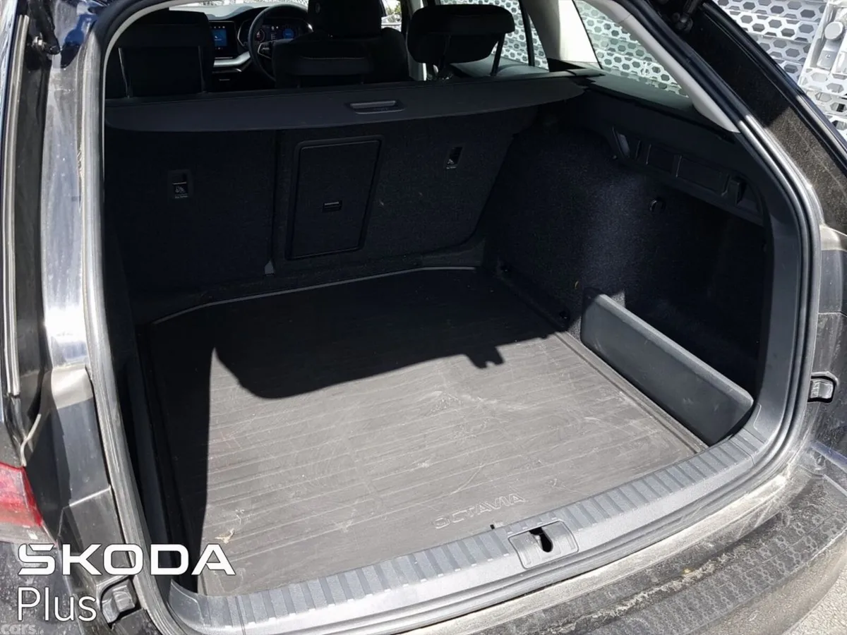 Skoda Octavia Estate, Diesel, 2026, Black