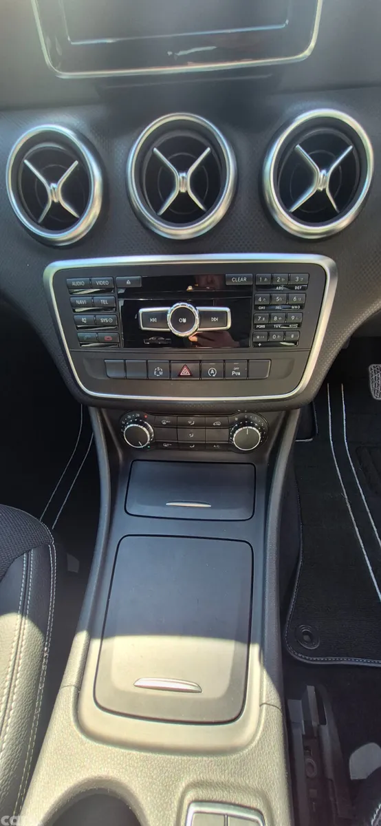 Mercedes-Benz A-Class Hatchback, Petrol, 2015, Black