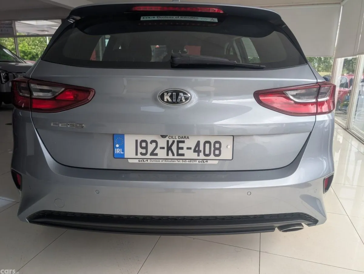 Kia Ceed Hatchback, Diesel, 2019, Grey