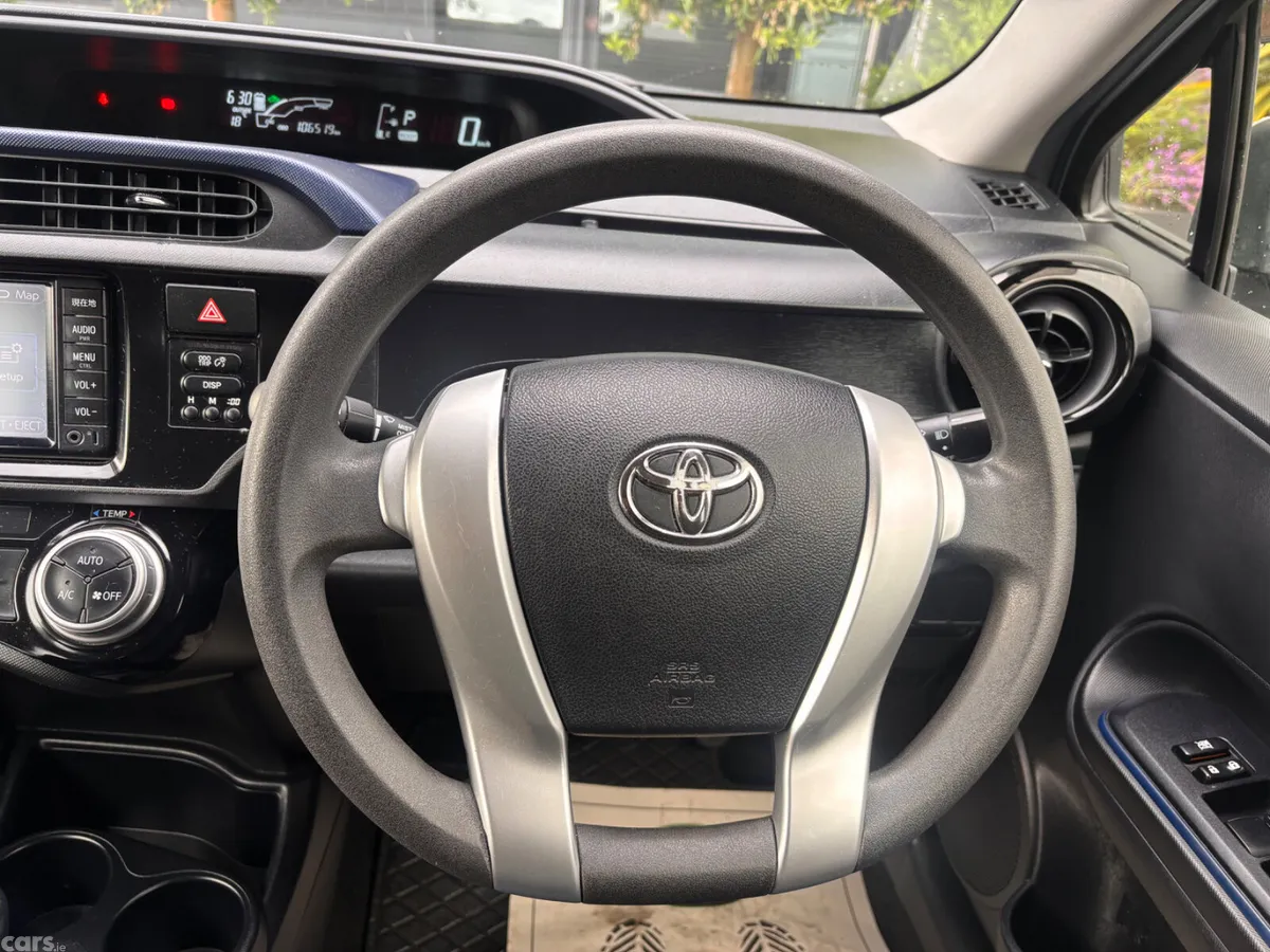 Toyota Aqua Hatchback, Petrol Hybrid, 2017, Silver
