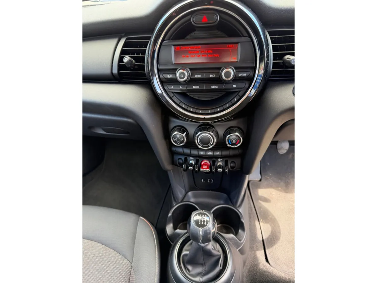 Mini Cooper Hatchback, Diesel, 2017, White