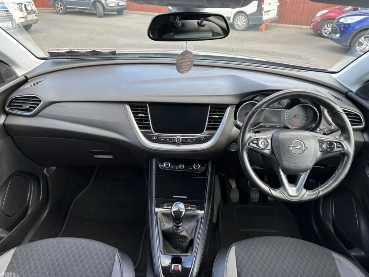 Opel Grandland X SUV, Diesel, 2019, Grey