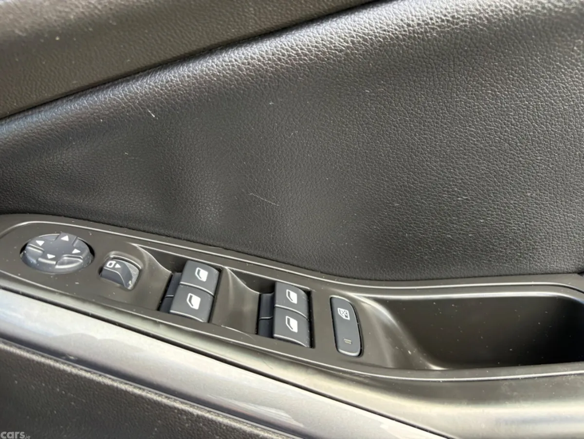 Opel Grandland X SUV, Diesel, 2019, Grey