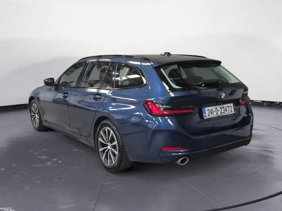 BMW 3-Series Estate, Diesel, 2024, Blue