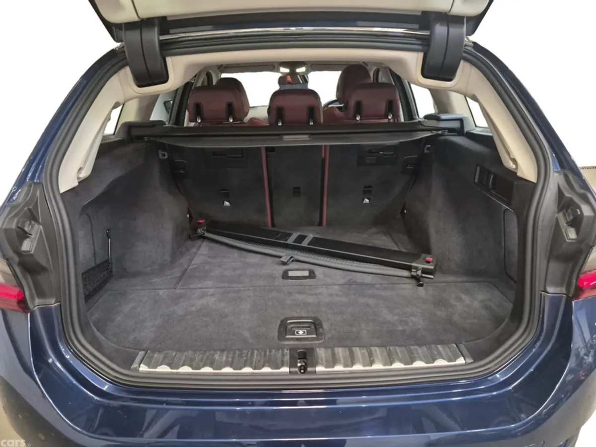 BMW 3-Series Estate, Diesel, 2024, Blue