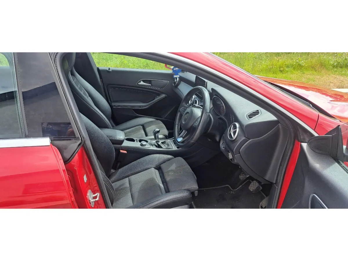 Mercedes-Benz CLA Saloon, Diesel, 2017, Red