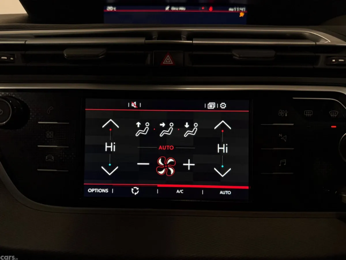 Citroen C4 Hatchback, Diesel, 2021, Red