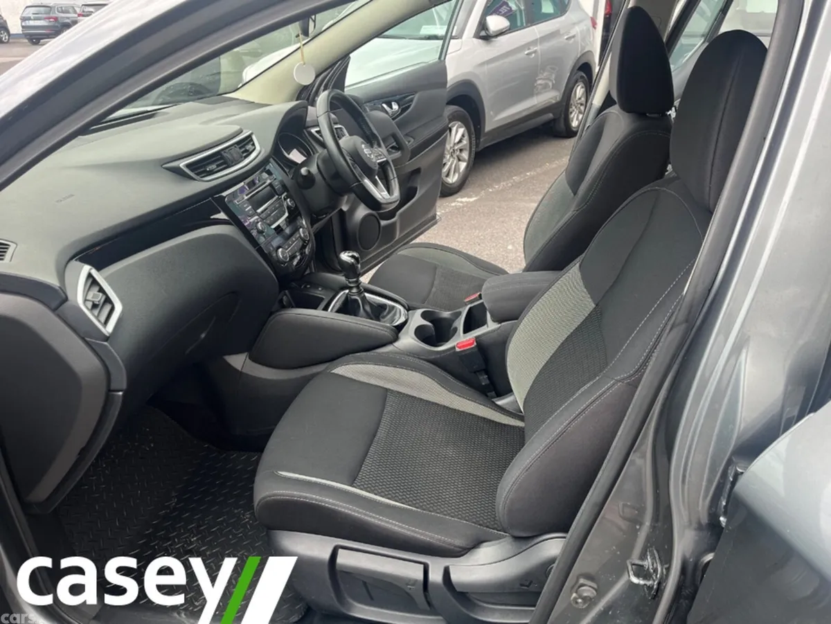 Nissan Qashqai MPV, Diesel, 2018, Grey