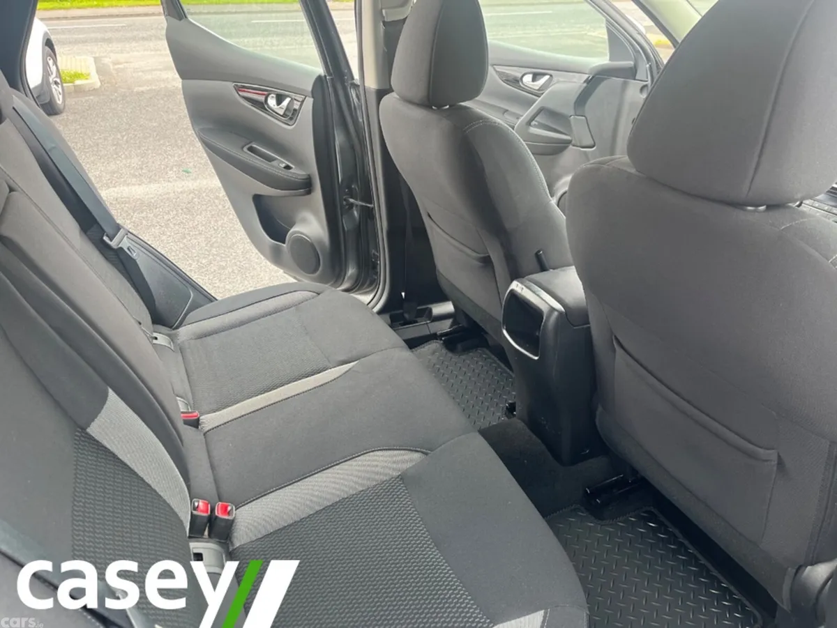 Nissan Qashqai MPV, Diesel, 2018, Grey
