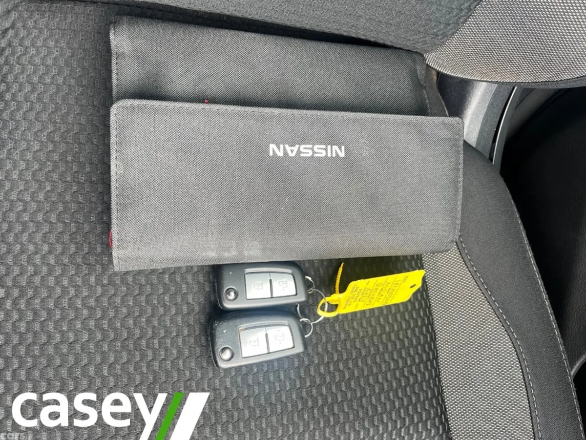 Nissan Qashqai MPV, Diesel, 2018, Grey