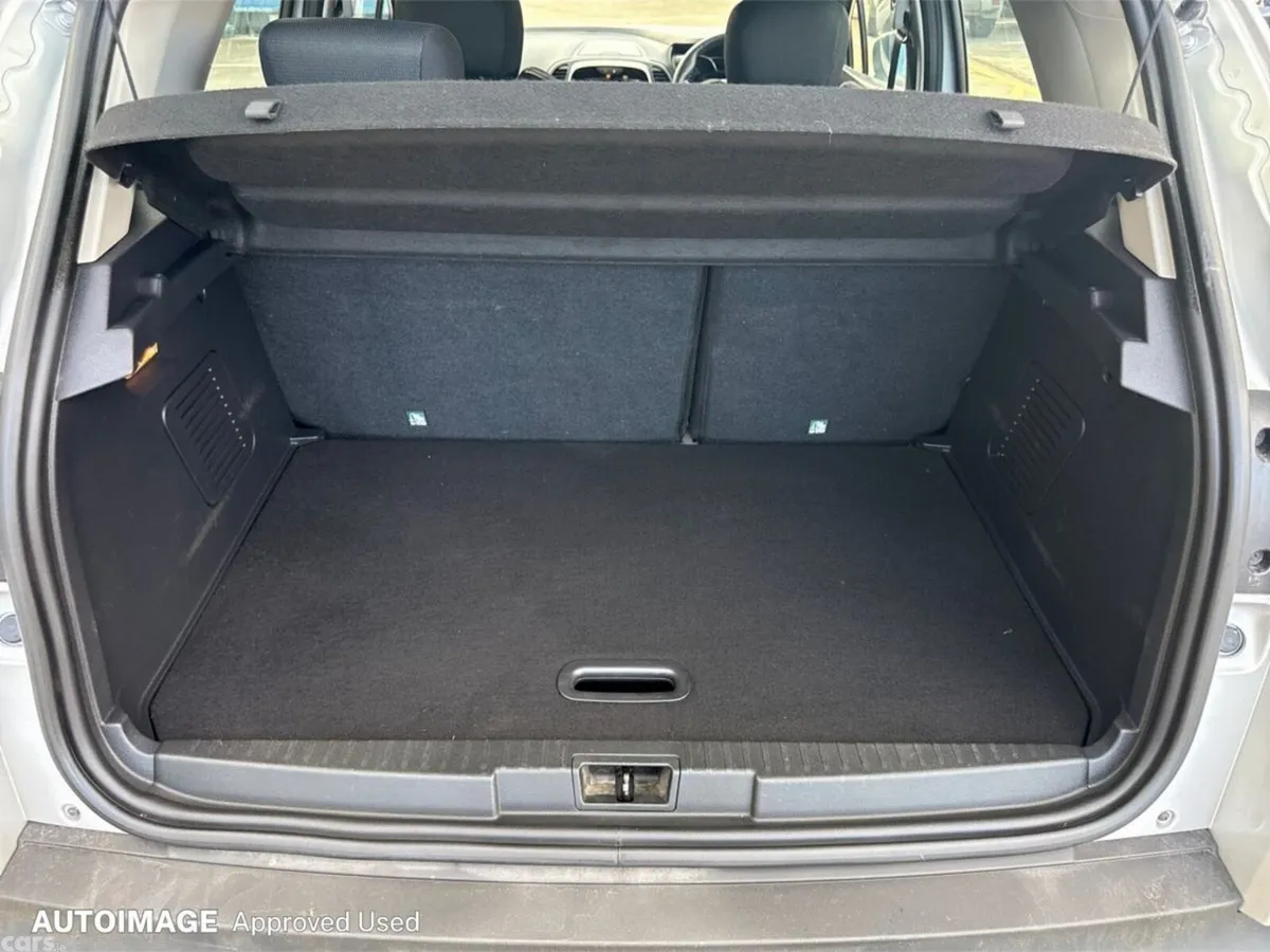 Renault Captur Hatchback, Petrol, 2019, Grey