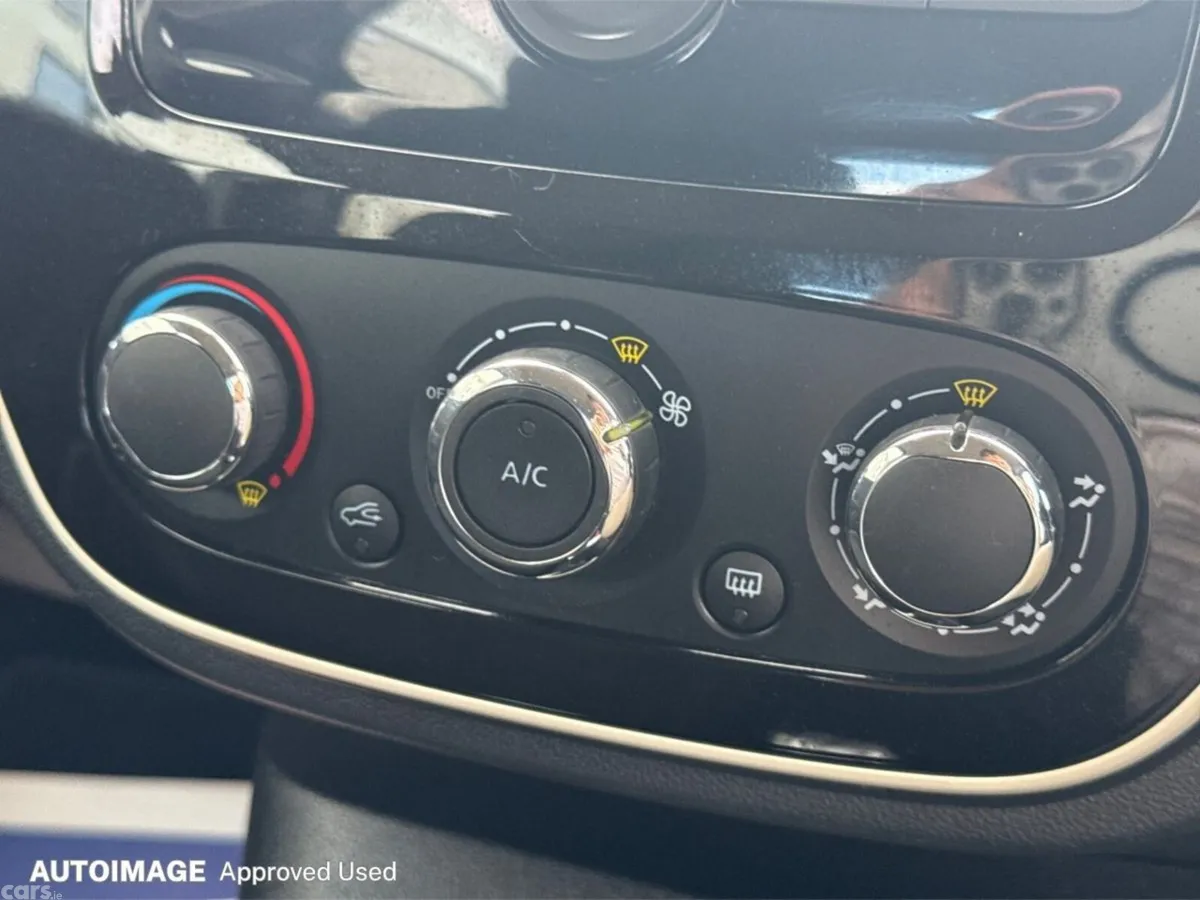 Renault Captur Hatchback, Petrol, 2019, Grey