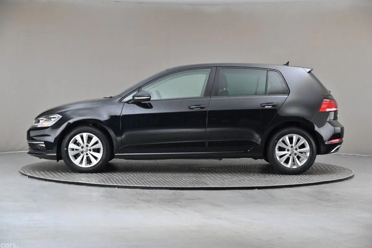 Volkswagen Golf Hatchback, Petrol, 2017, Black
