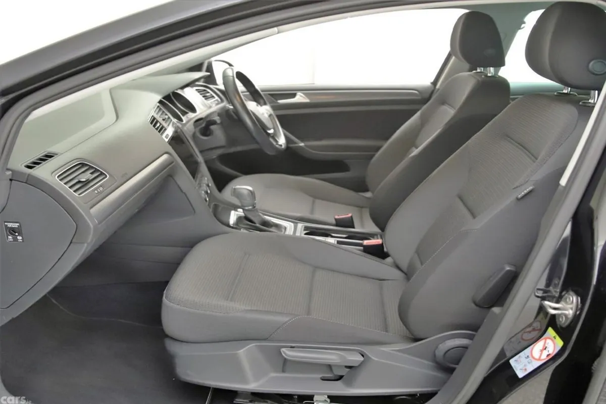 Volkswagen Golf Hatchback, Petrol, 2017, Black