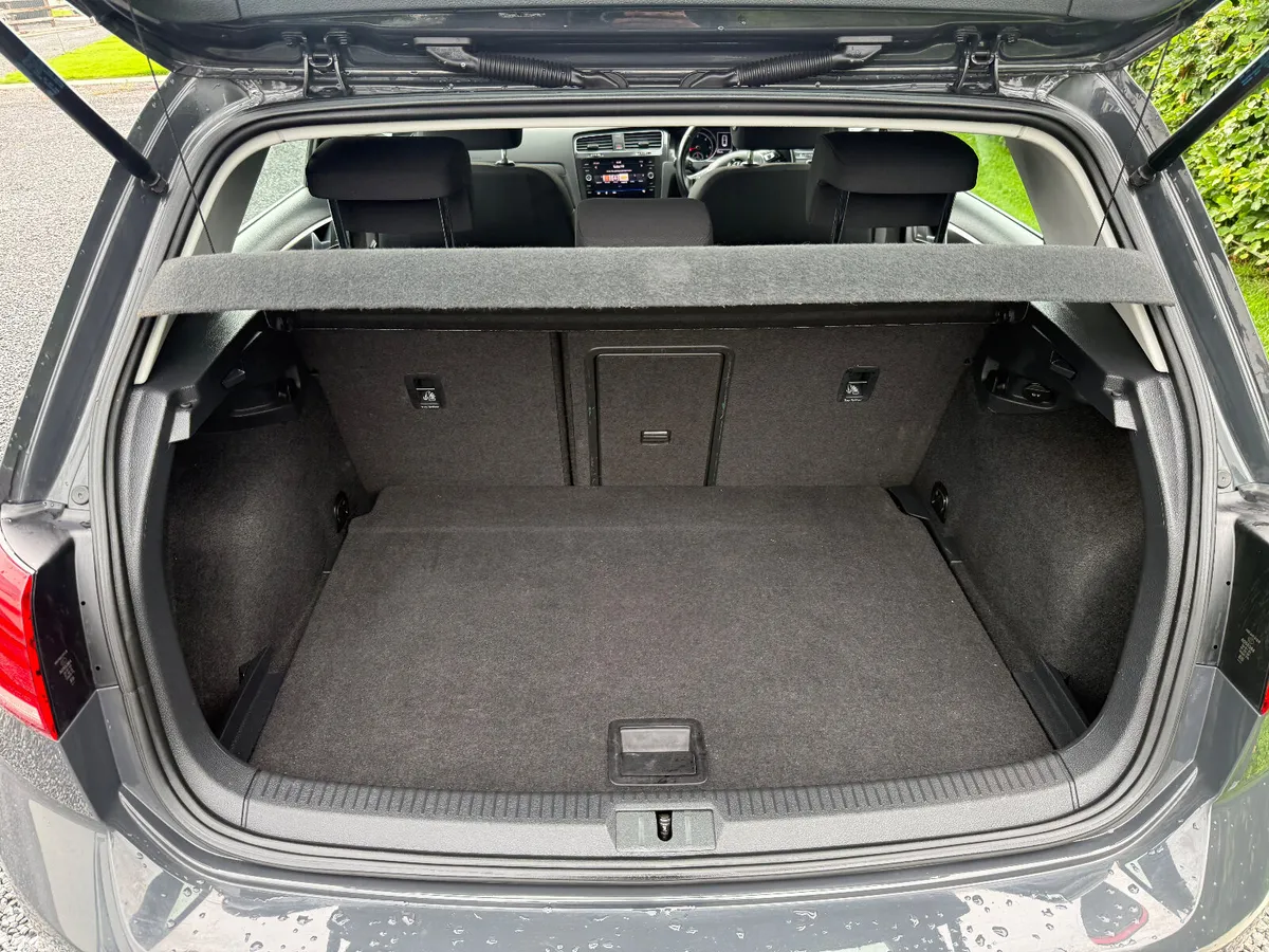 Volkswagen Golf Hatchback, Diesel, 2018, Grey