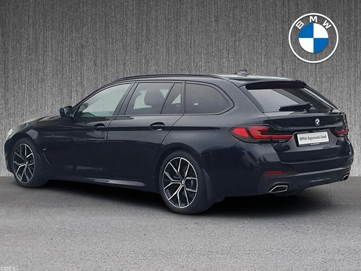BMW 5-Series Estate, Diesel, 2023, Black