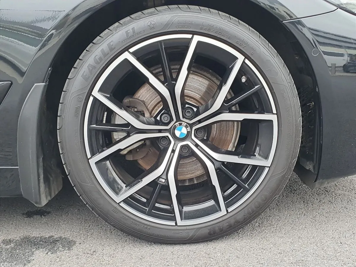 BMW 5-Series Estate, Diesel, 2023, Black