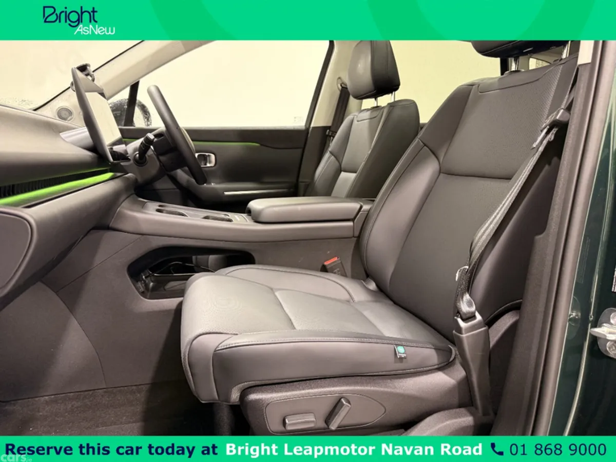 Leapmotor C10 Hatchback, Petrol Plug-in Hybrid, 2026, Green