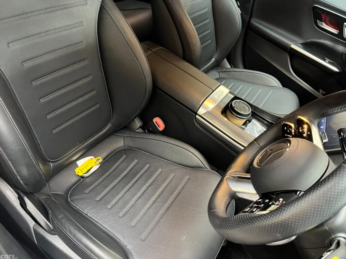 Mercedes-Benz C-Class Saloon, Petrol Plug-in Hybrid, 2024, White